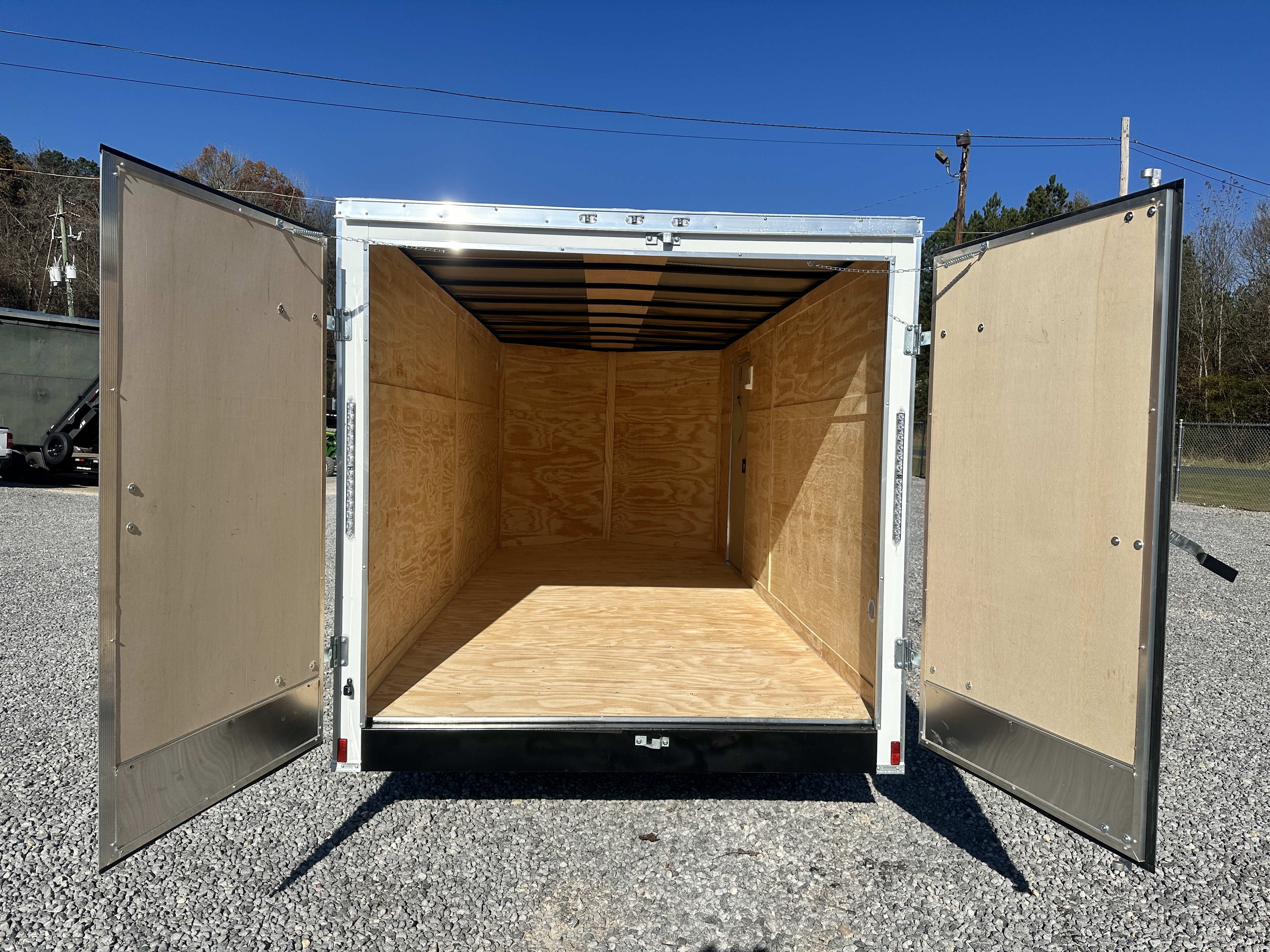 Wbm X Tandem Axle Barn Door Enclosed X Avbd Leeds Al